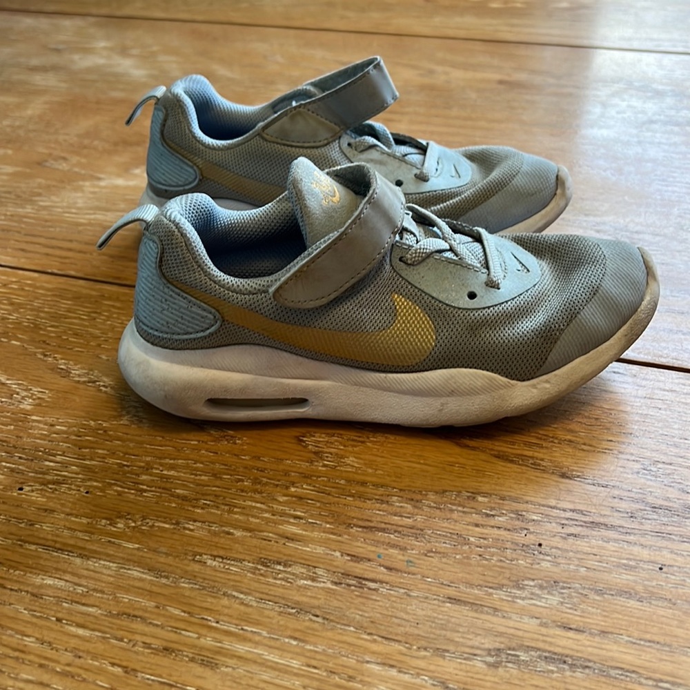 Nike air max